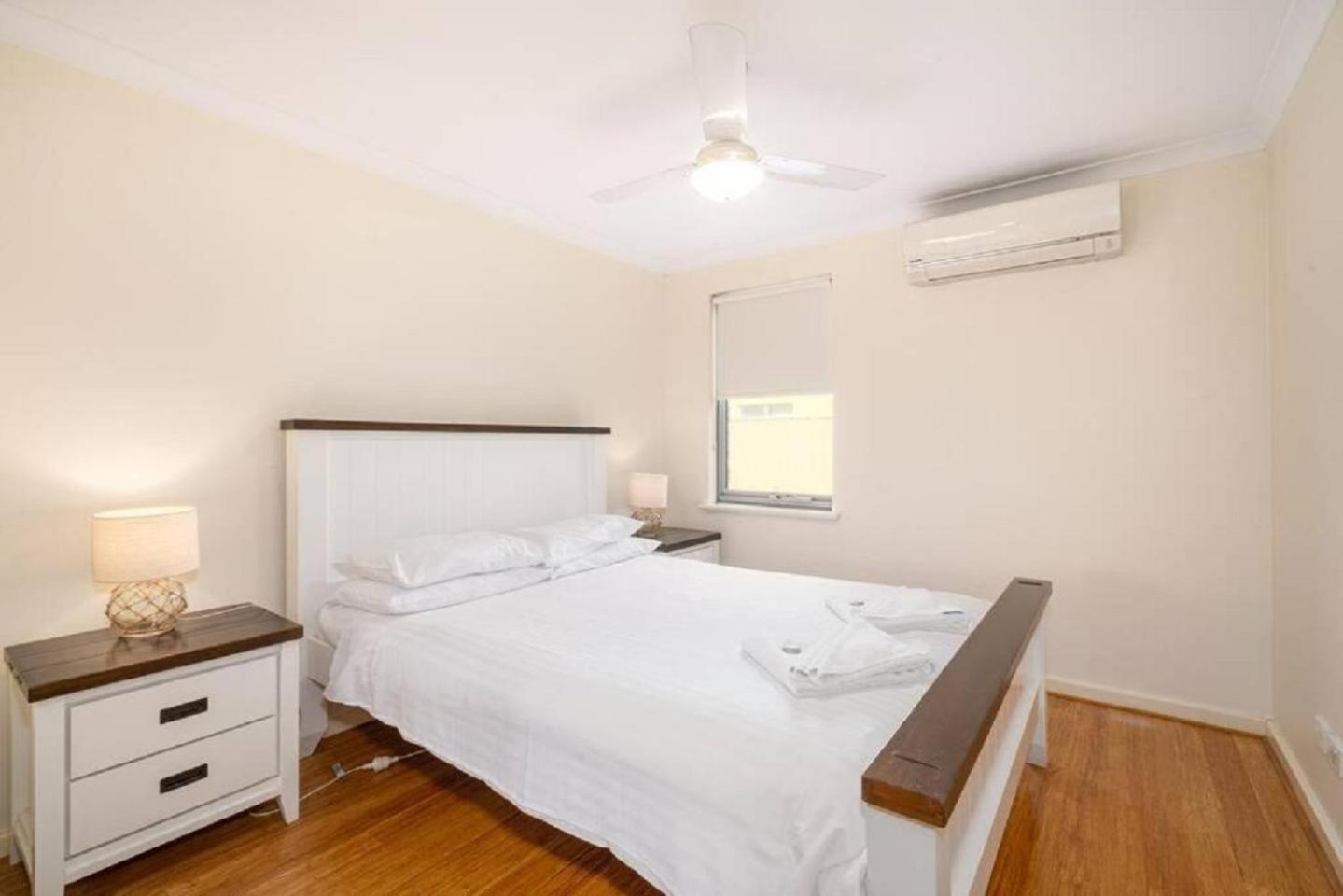 Maggies Beach House - Unit 56 At Cape View Resort Басселтон Екстер'єр фото