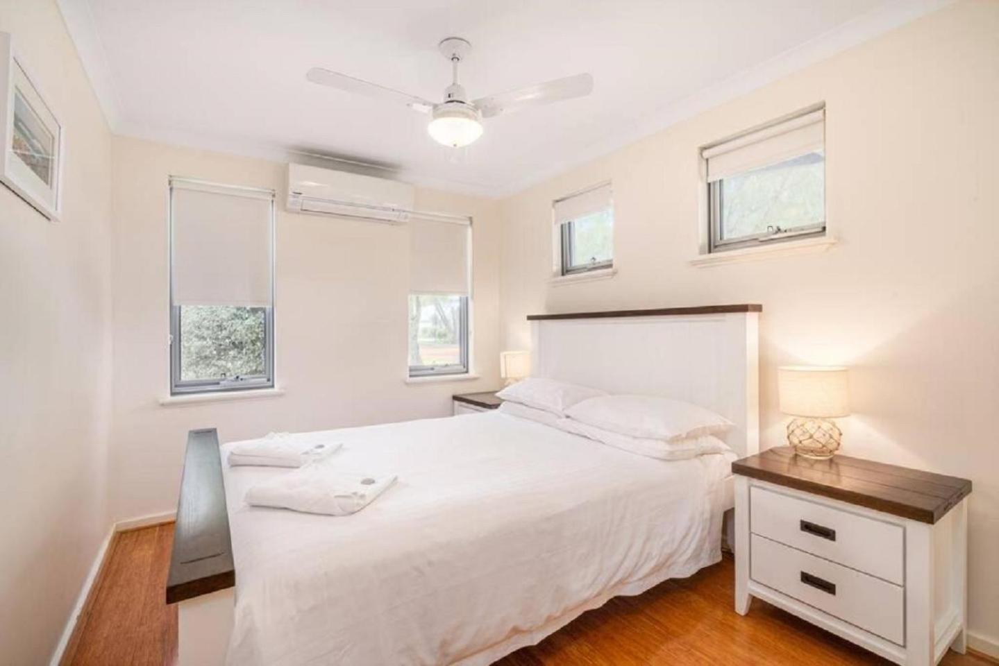 Maggies Beach House - Unit 56 At Cape View Resort Басселтон Екстер'єр фото